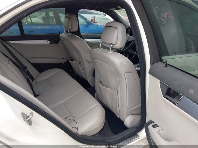 Aukcja sprzedaży 2011 Mercedes-benz C 300, vin: WDDGF5EB6BA519867, numer aukcji: 44509140