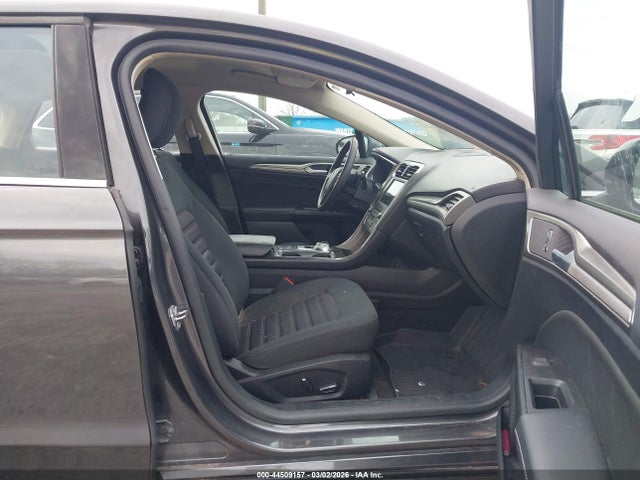 44509157 :رقم المزاد ، 3FA6P0HD3JR175864 vin ، 2018 Ford Fusion Se مزاد بيع