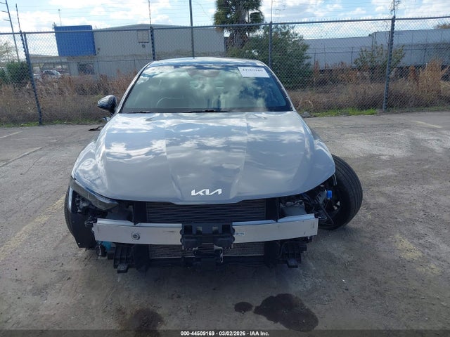 2025 Kia K5 Gt-line მანქანა იყიდება აუქციონზე, vin: KNAG64J73S5318780, აუქციონის ნომერი: 44509169