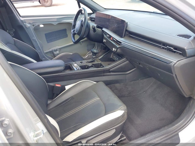 2025 Kia K5 Gt-line მანქანა იყიდება აუქციონზე, vin: KNAG64J73S5318780, აუქციონის ნომერი: 44509169