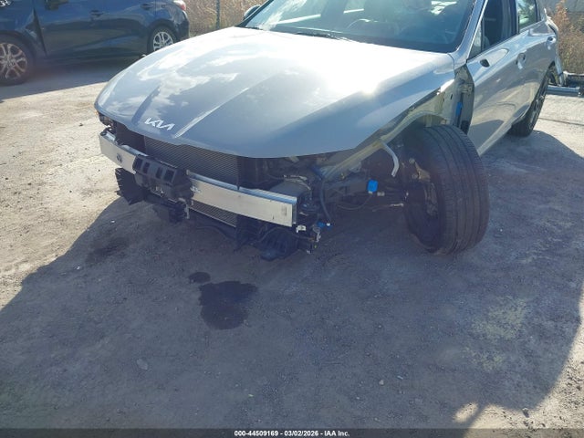 2025 Kia K5 Gt-line მანქანა იყიდება აუქციონზე, vin: KNAG64J73S5318780, აუქციონის ნომერი: 44509169