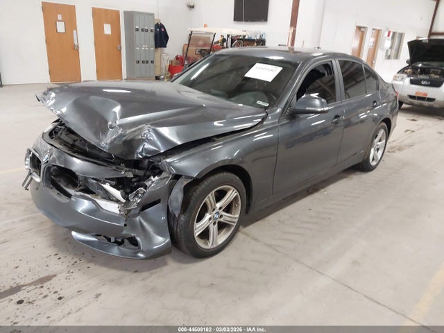 44509182 :رقم المزاد ، WBA3B3C55DF541061 vin ، 2013 Bmw 328i Xdrive مزاد بيع