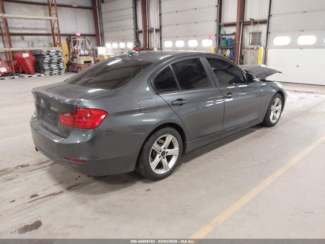 44509182 :رقم المزاد ، WBA3B3C55DF541061 vin ، 2013 Bmw 328i Xdrive مزاد بيع