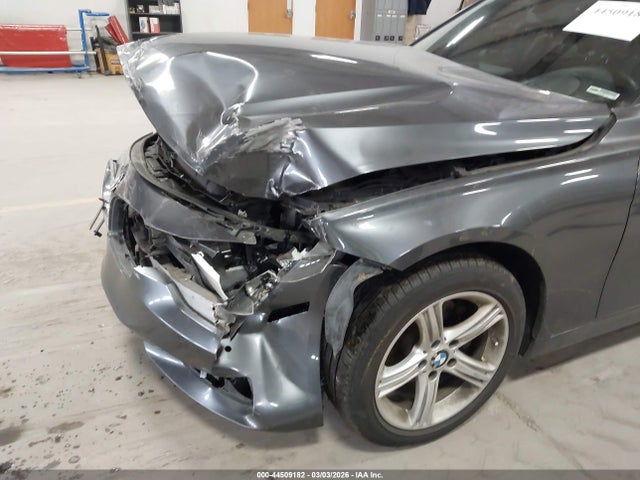 44509182 :رقم المزاد ، WBA3B3C55DF541061 vin ، 2013 Bmw 328i Xdrive مزاد بيع