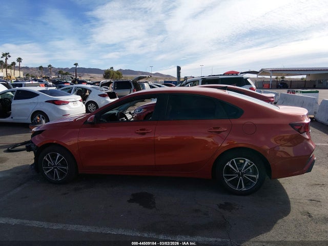 44509184 :رقم المزاد ، 3KPF24AD8PE526682 vin ، 2023 Kia Forte Lxs مزاد بيع