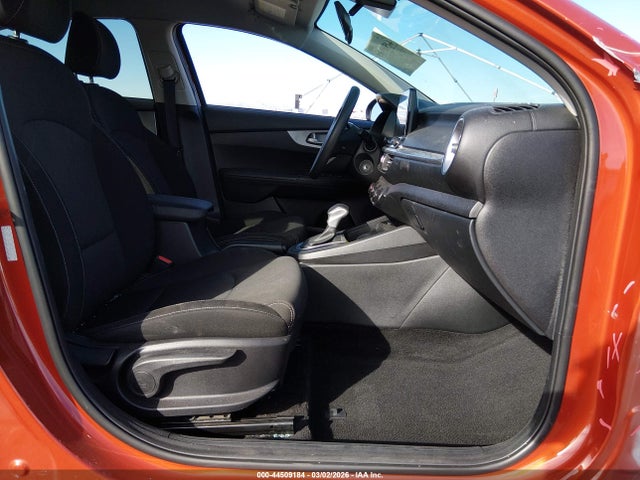 44509184 :رقم المزاد ، 3KPF24AD8PE526682 vin ، 2023 Kia Forte Lxs مزاد بيع