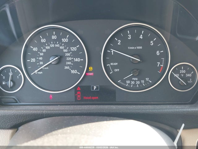 BMW 320i 2015 WBA3B1G55FNT03461 Image 7
