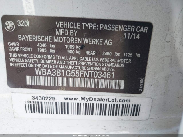 BMW 320i 2015 WBA3B1G55FNT03461 Image 9