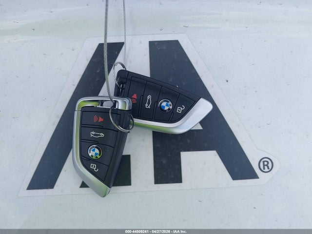 44509241 :رقم المزاد ، WBXYJ1C04N5U55027 vin ، 2022 Bmw X2 Xdrive28i مزاد بيع