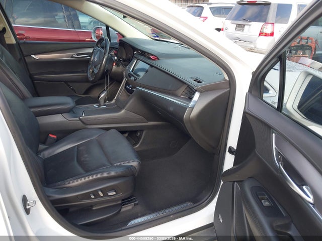 2019 CADILLAC XT5 1GYKNCRSXKZ179625 Photo 4