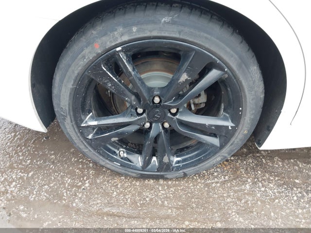 44509261 :رقم المزاد ، JN1BV7ARXFM399696 vin ، 2015 Infiniti Q50 Premium مزاد بيع