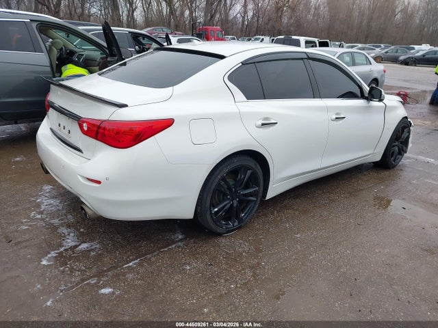 44509261 :رقم المزاد ، JN1BV7ARXFM399696 vin ، 2015 Infiniti Q50 Premium مزاد بيع