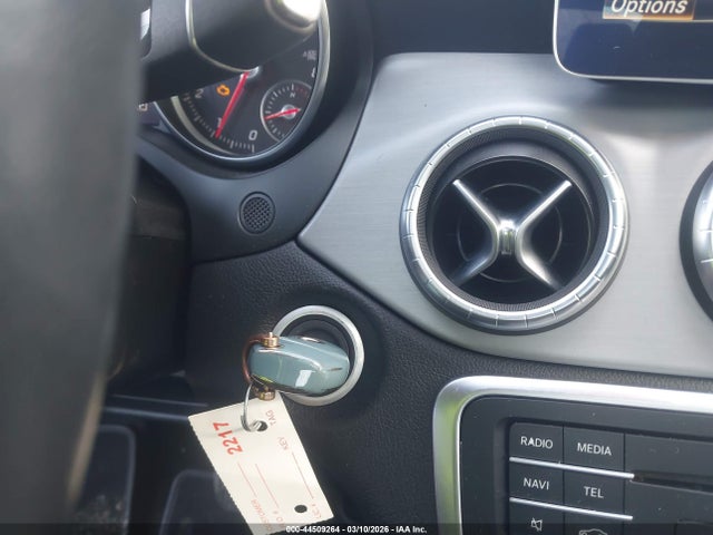 2017 MERCEDES-BENZ CLA 250 WDDSJ4GB8HN476862 Photo 10