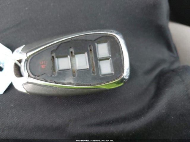 3GNAXTEX3JL300425 Chevrolet EQUINOX LT