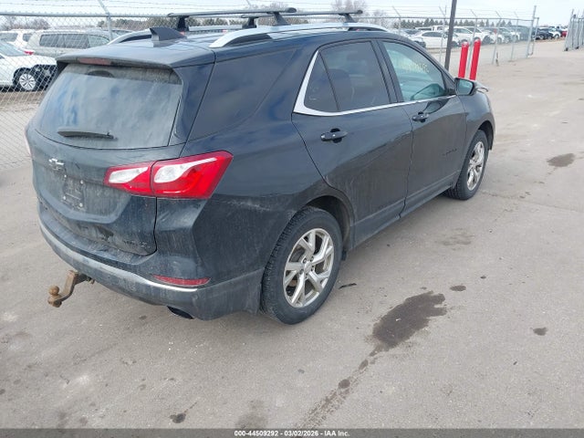 3GNAXTEX3JL300425 Chevrolet EQUINOX LT