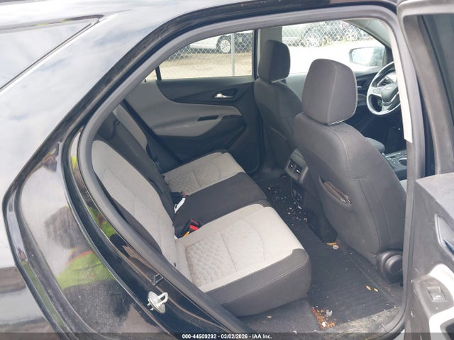 3GNAXTEX3JL300425 Chevrolet EQUINOX LT