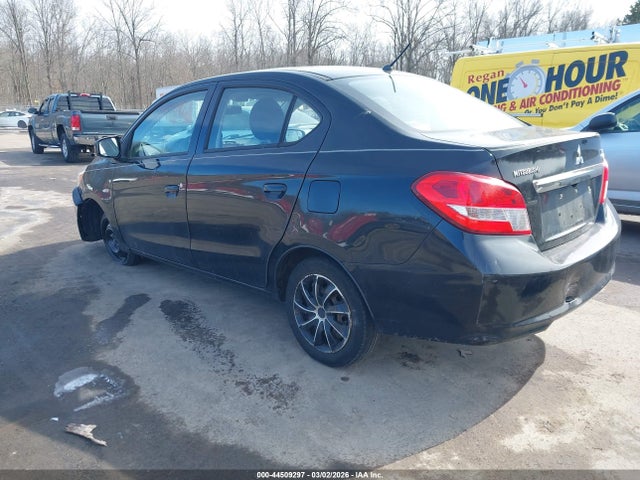 2018 MITSUBISHI MIRAGE G4 ML32F3FJ2JHF15387 Photo 2