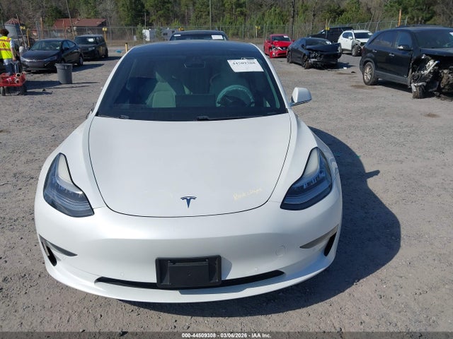 2020 Tesla Model 3 Standard Range Plus Rear-wheel Drive/standard Range Rear-wheel Drive მანქანა იყიდება აუქციონზე, vin: 5YJ3E1EA7LF634742, აუქციონის ნომერი: 44509308