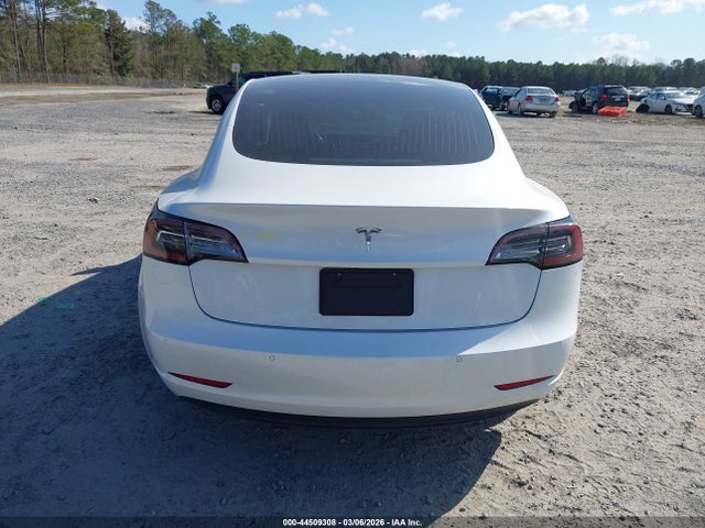 2020 Tesla Model 3 Standard Range Plus Rear-wheel Drive/standard Range Rear-wheel Drive მანქანა იყიდება აუქციონზე, vin: 5YJ3E1EA7LF634742, აუქციონის ნომერი: 44509308