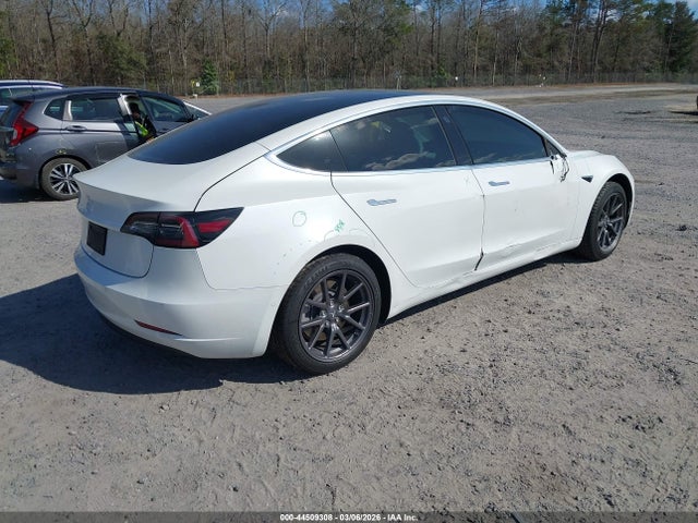 2020 Tesla Model 3 Standard Range Plus Rear-wheel Drive/standard Range Rear-wheel Drive მანქანა იყიდება აუქციონზე, vin: 5YJ3E1EA7LF634742, აუქციონის ნომერი: 44509308