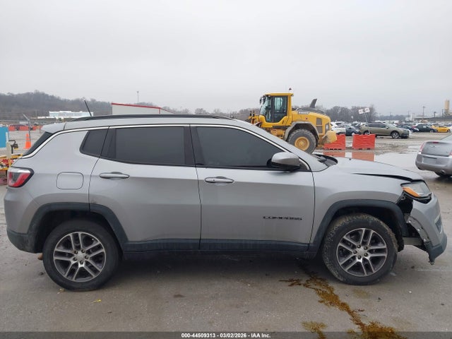 44509313 :رقم المزاد ، 3C4NJDBB8LT139339 vin ، 2020 Jeep Compass Latitude 4x4 مزاد بيع