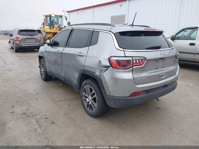 44509313 :رقم المزاد ، 3C4NJDBB8LT139339 vin ، 2020 Jeep Compass Latitude 4x4 مزاد بيع