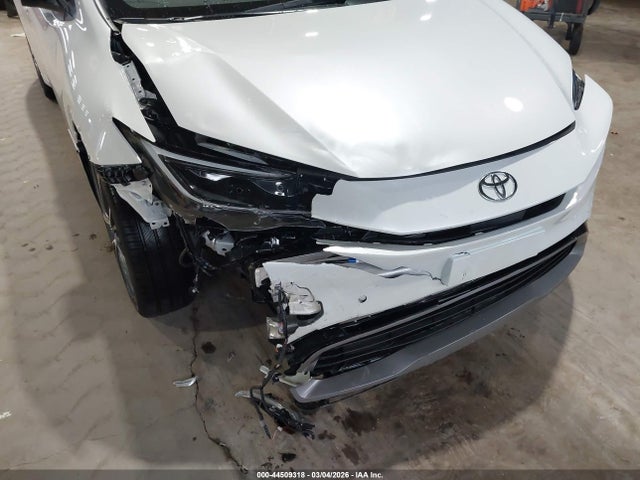 JTDADABU0R3020842 Toyota Prius Xle Awd-e