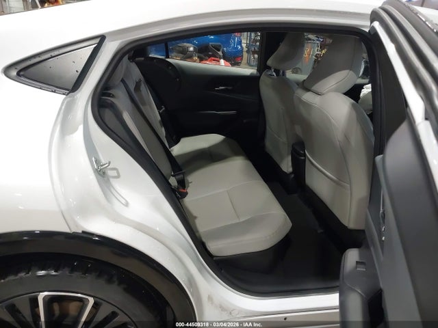 JTDADABU0R3020842 Toyota Prius Xle Awd-e