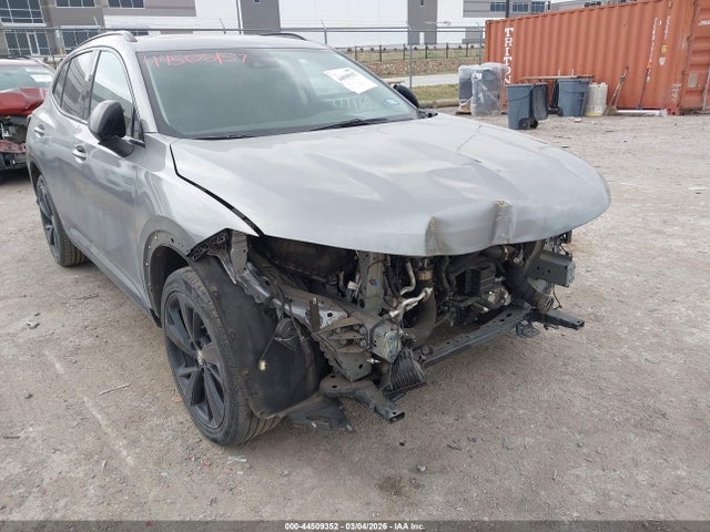 2023 Buick Envision Essence Fwd მანქანა იყიდება აუქციონზე, vin: LRBFZNR41PD059904, აუქციონის ნომერი: 44509352