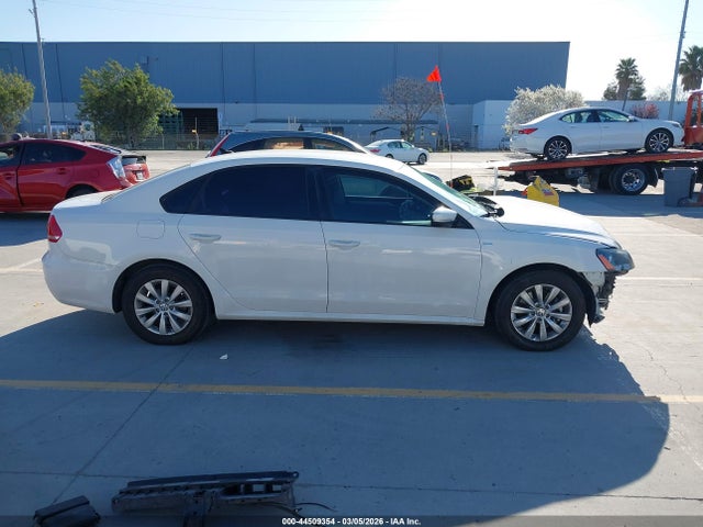 44509354 :رقم المزاد ، 1VWAT7A30FC006253 vin ، 2015 Volkswagen Passat 1.8t Wolfsburg Edition مزاد بيع