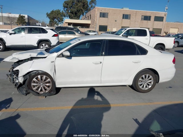 44509354 :رقم المزاد ، 1VWAT7A30FC006253 vin ، 2015 Volkswagen Passat 1.8t Wolfsburg Edition مزاد بيع