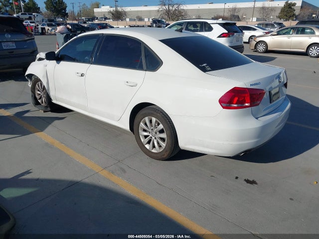 44509354 :رقم المزاد ، 1VWAT7A30FC006253 vin ، 2015 Volkswagen Passat 1.8t Wolfsburg Edition مزاد بيع