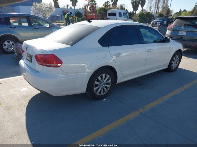 44509354 :رقم المزاد ، 1VWAT7A30FC006253 vin ، 2015 Volkswagen Passat 1.8t Wolfsburg Edition مزاد بيع