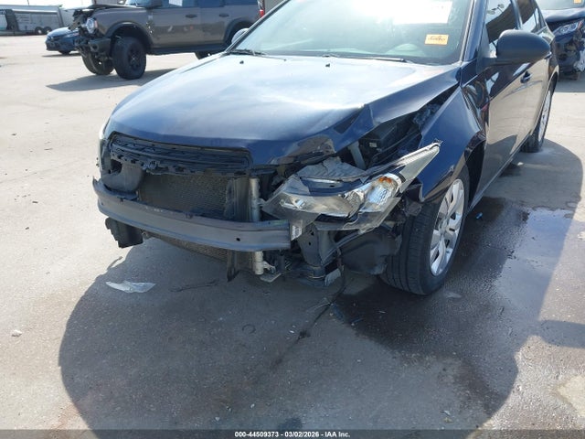 Продаж на аукціоні авто 2015 Chevrolet Cruze Ls Auto, vin: 1G1PA5SH5F7200165, номер лоту: 44509373