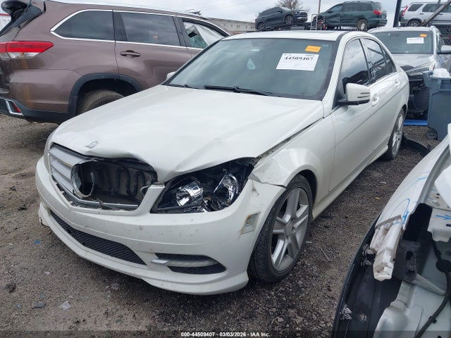 Продаж на аукціоні авто 2011 Mercedes-benz C 300 Sport, vin: WDDGF5EB4BR159967, номер лоту: 44509407
