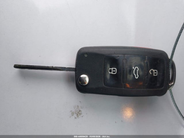 Продажа на аукционе авто 2012 Volkswagen Passat 2.5l S, vin: 1VWAP7A30CC077176, номер лота: 44509429