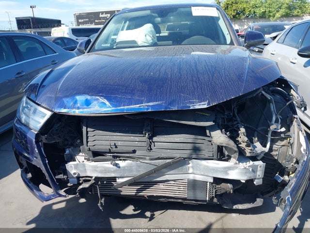 WA1BNAFYXJ2006210 Audi Q5 2.0t Premium/2.0t Tech Premium