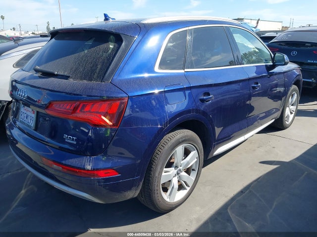 WA1BNAFYXJ2006210 Audi Q5 2.0t Premium/2.0t Tech Premium
