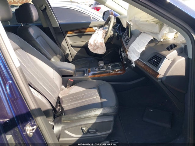 WA1BNAFYXJ2006210 Audi Q5 2.0t Premium/2.0t Tech Premium