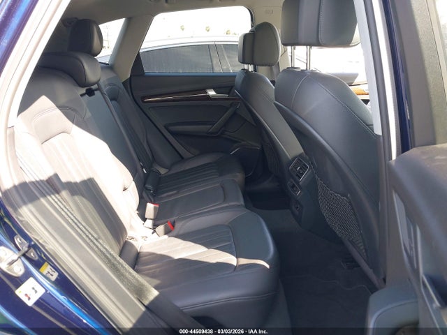 WA1BNAFYXJ2006210 Audi Q5 2.0t Premium/2.0t Tech Premium