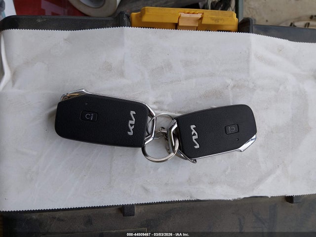 KNDERCAA9P7437095 KIA SELTOS EX