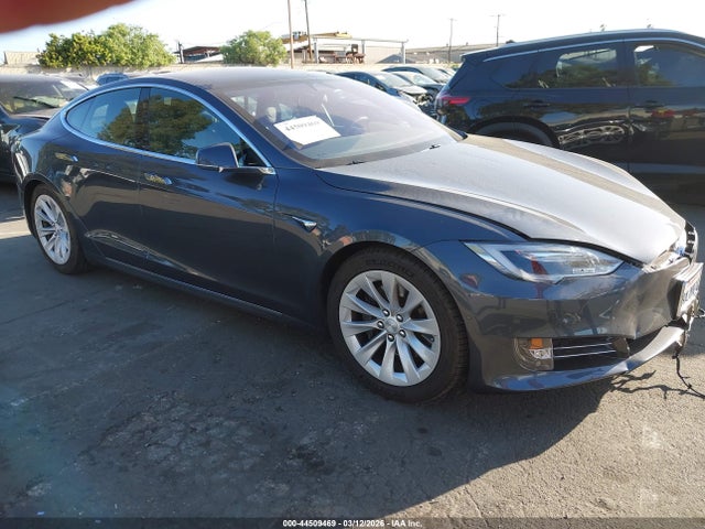 2017 TESLA MODEL S 5YJSA1E16HF213514 Photo 0