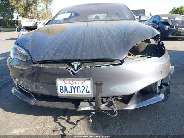 2017 Tesla Model S 60/75 მანქანა იყიდება აუქციონზე, vin: 5YJSA1E16HF213514, აუქციონის ნომერი: 44509469