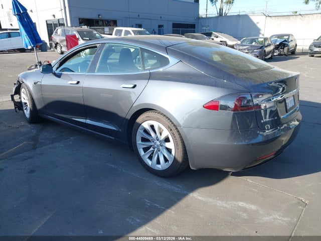 2017 TESLA MODEL S 5YJSA1E16HF213514 Photo 2