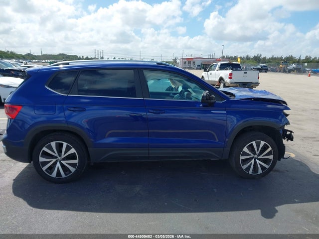Продаж на аукціоні авто 2022 Volkswagen Taos 1.5t Se, vin: 3VVRX7B2XNM095649, номер лоту: 44509482
