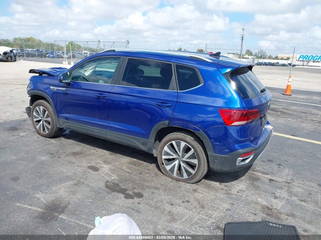 Продаж на аукціоні авто 2022 Volkswagen Taos 1.5t Se, vin: 3VVRX7B2XNM095649, номер лоту: 44509482