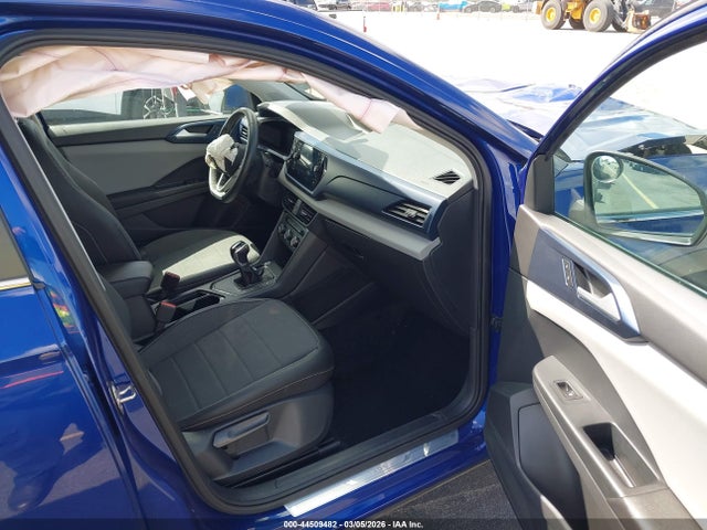 Продаж на аукціоні авто 2022 Volkswagen Taos 1.5t Se, vin: 3VVRX7B2XNM095649, номер лоту: 44509482