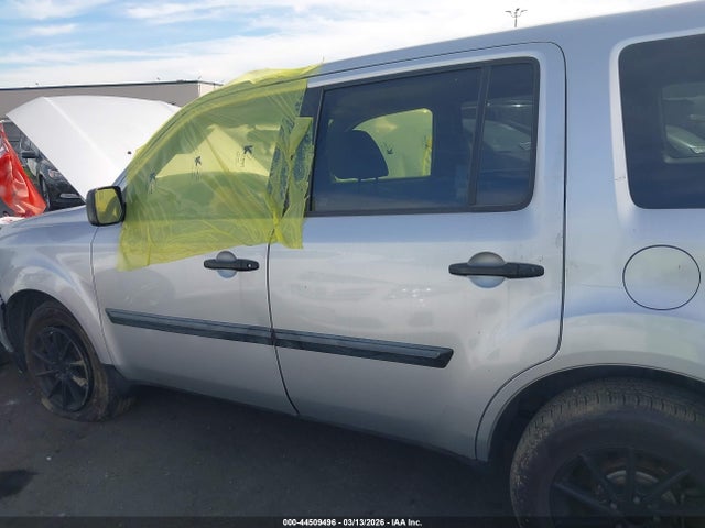 5FNYF3H23FB008208 Honda PILOT LX