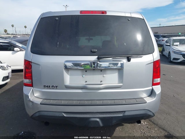 5FNYF3H23FB008208 Honda PILOT LX