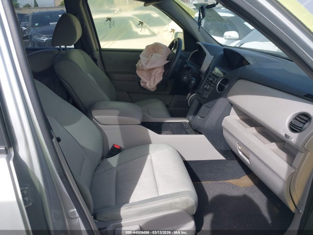 5FNYF3H23FB008208 Honda PILOT LX